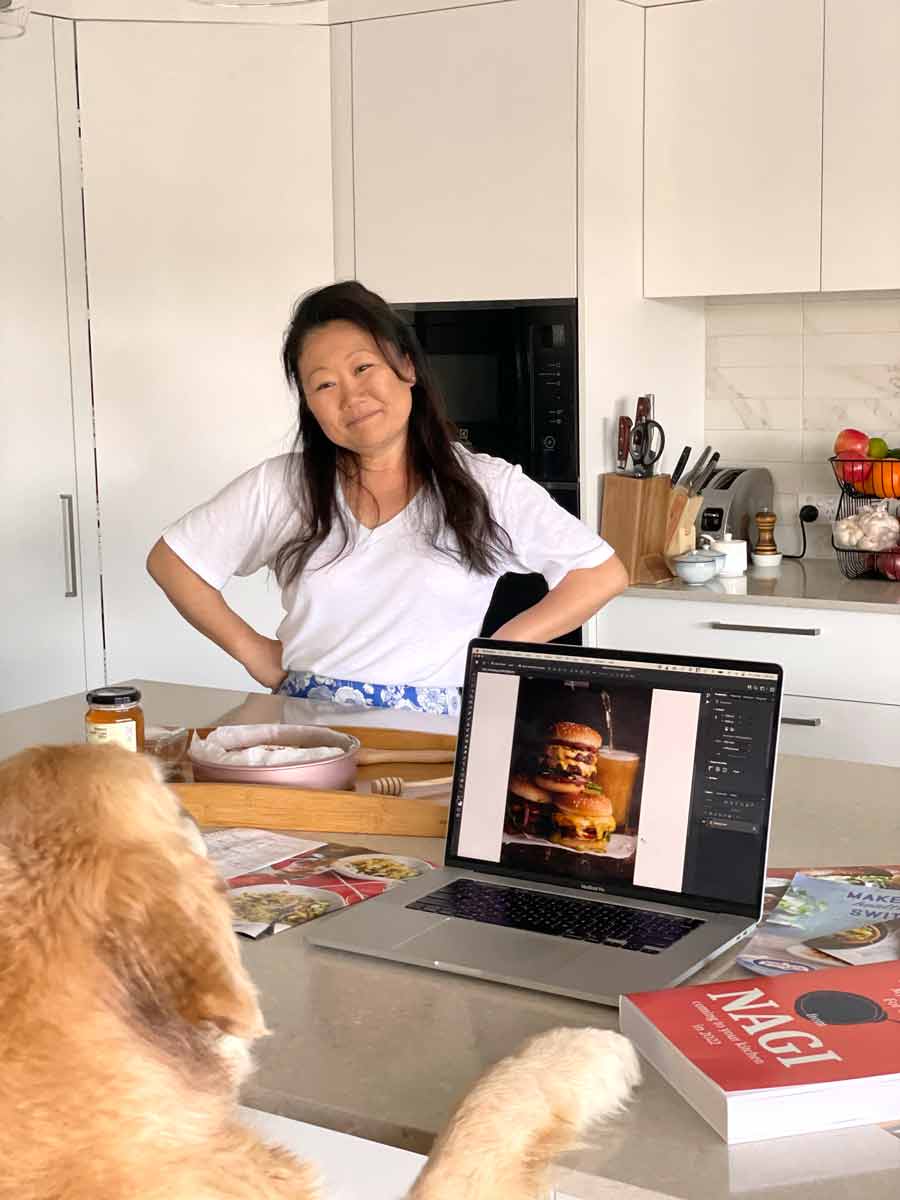 Anuncio del libro de cocina de RecipeTin Eats