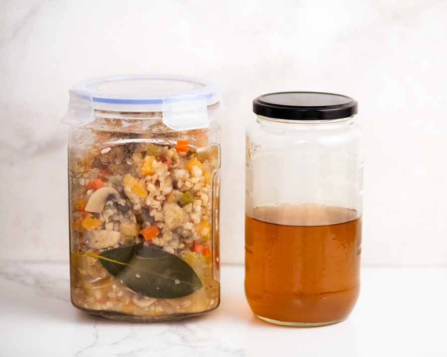 La mejor manera de almacenar las sobras de sopa de cebada