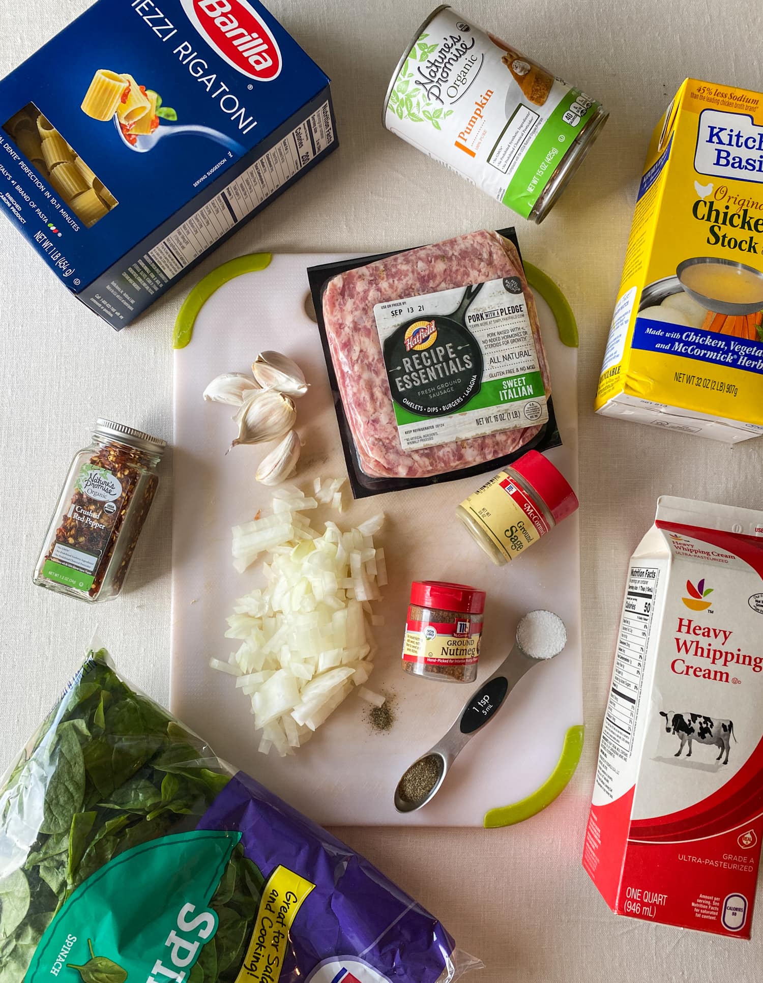 Ingredientes para pasta de salchicha de calabaza.