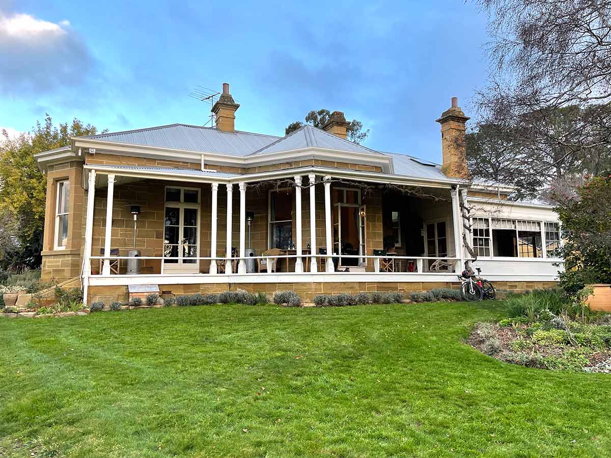 Almuerzo en Meadowbank Vineyard Tasmania