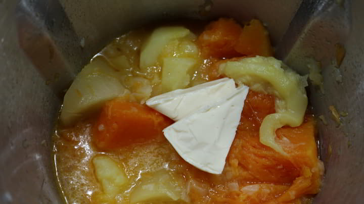 Echamos los quesitos y los cocinamos