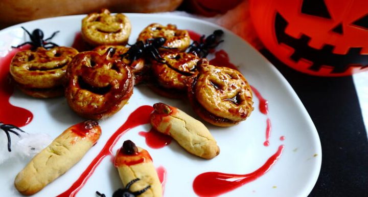 Preparar galletas fáciles para Halloween en Thermomix
