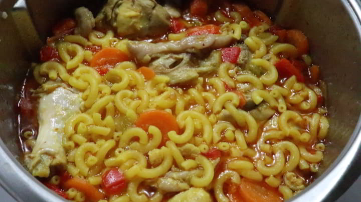 Cocinamos la fideuá