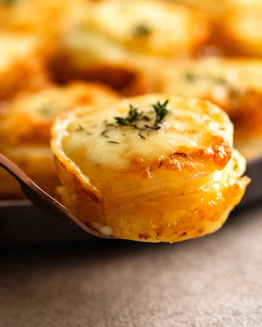 Cerca de Mini Dauphinoise de patata - Pilas gratinadas