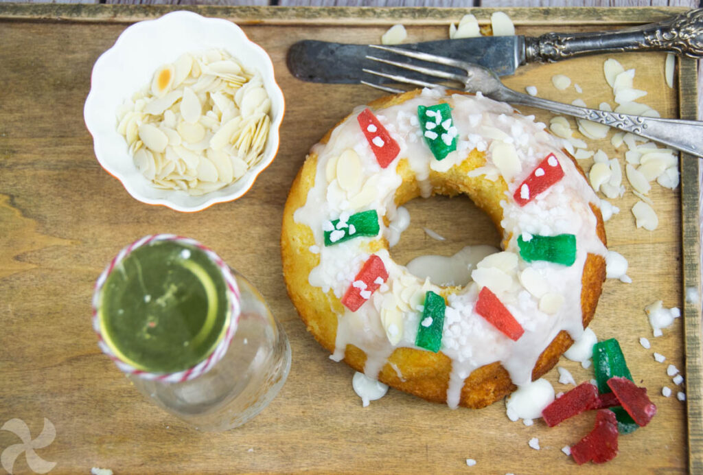 Rosc&oacute;n de bizcocho con nata