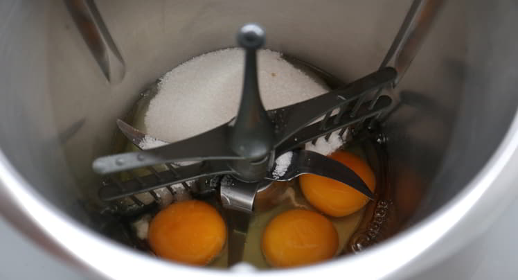 Ponemos los ingredientes en el vaso
