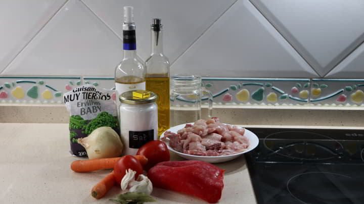 Los ingredientes necesarios para hacer pollo a la jardinera en Thermomix