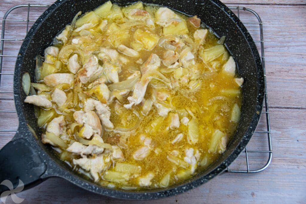 Pollo agridulce a la Hawaiana