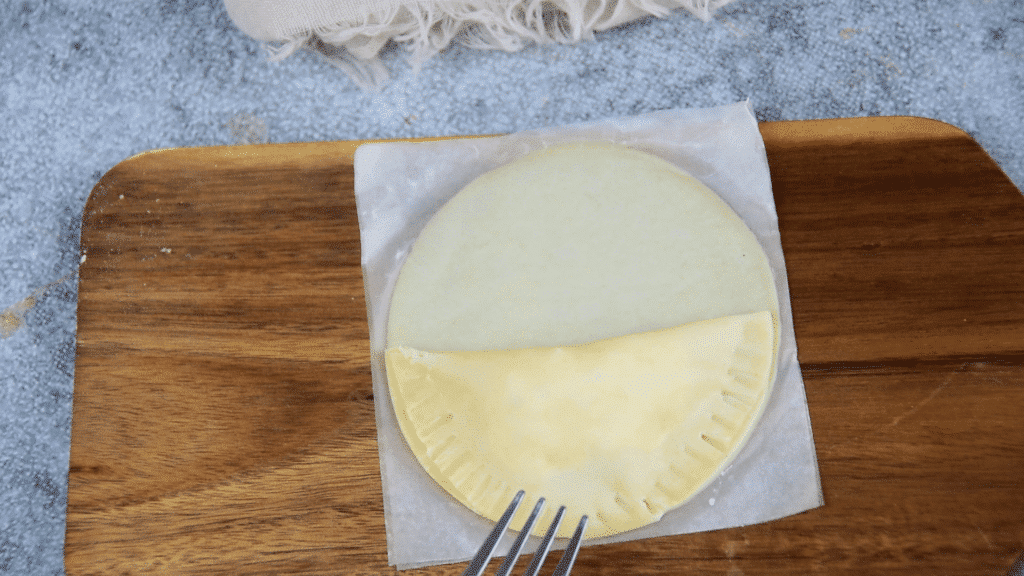Empanadillas tipo Wrotons con surimi y queso