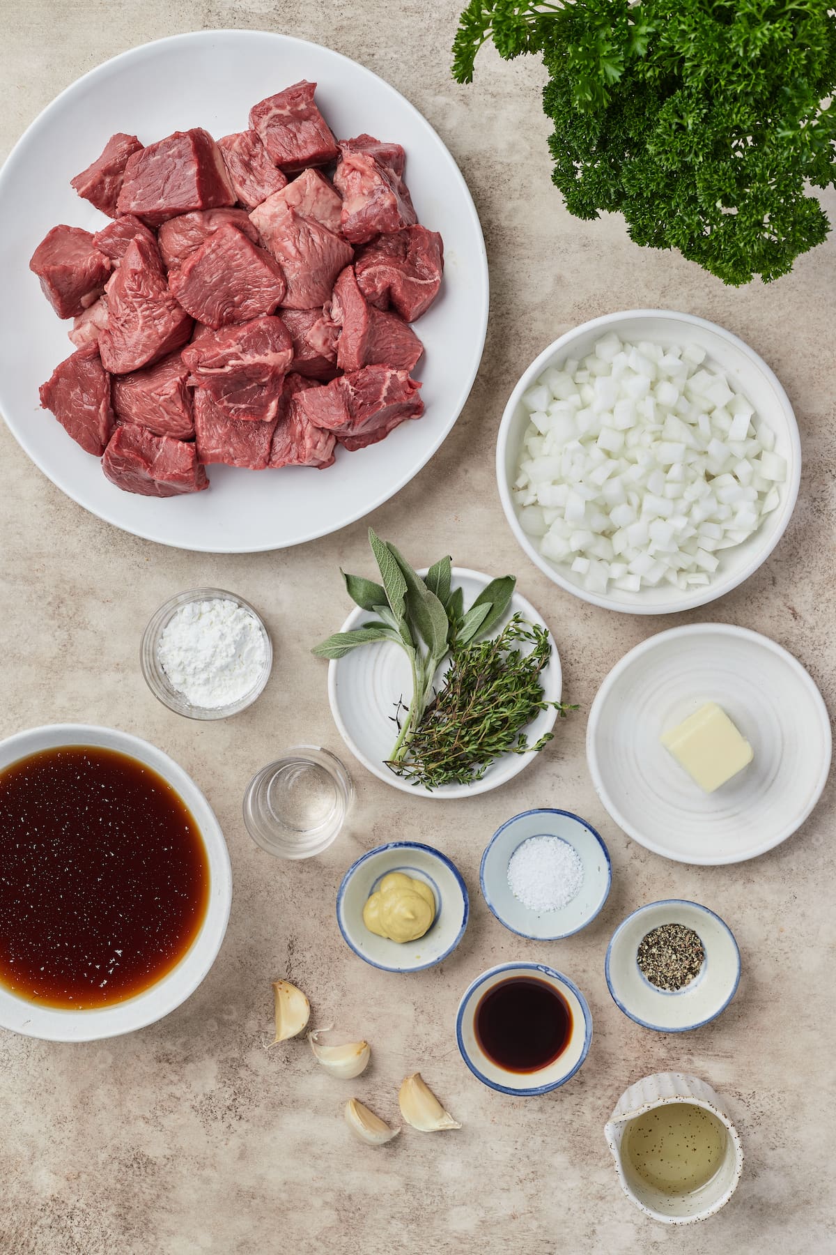 Ingredientes para la carne de res en cubos Instant Pot.