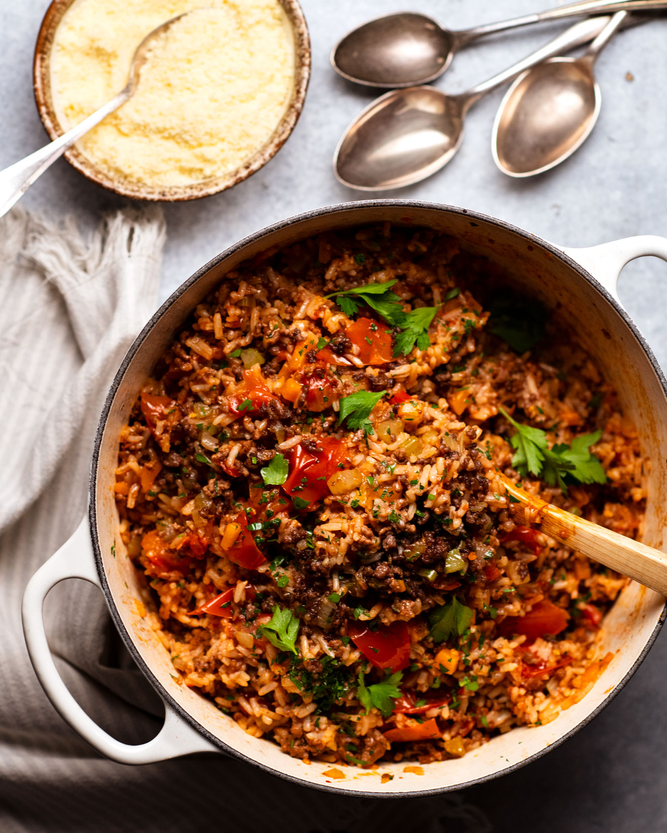 One Pot Italian Beef Rice de Nagi Maehashi RecipeTin Eats Dinner libro de cocina