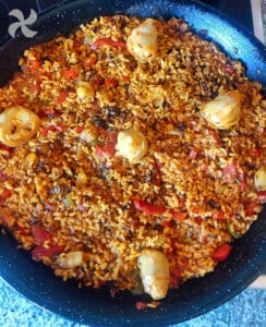 Arroz con chipirones y alcachofas