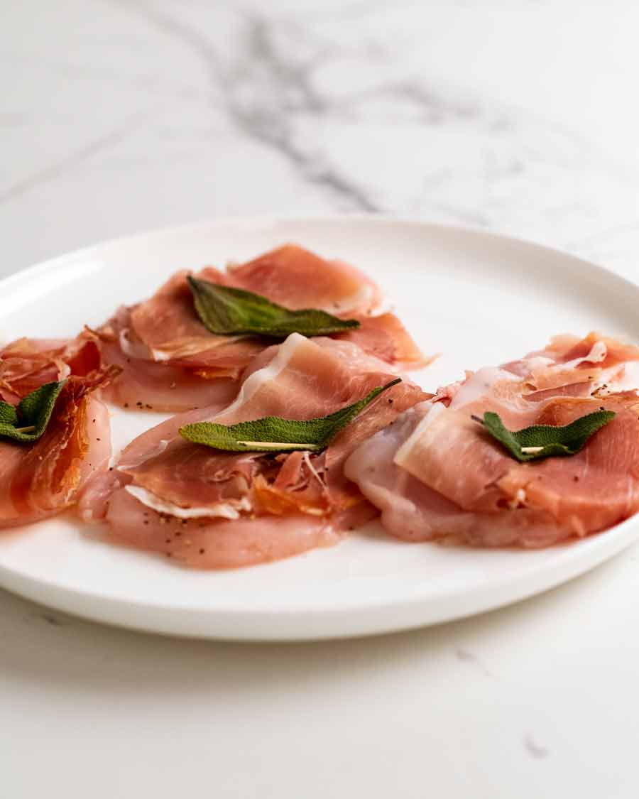 Pollo Saltimbocca listo para cocinar