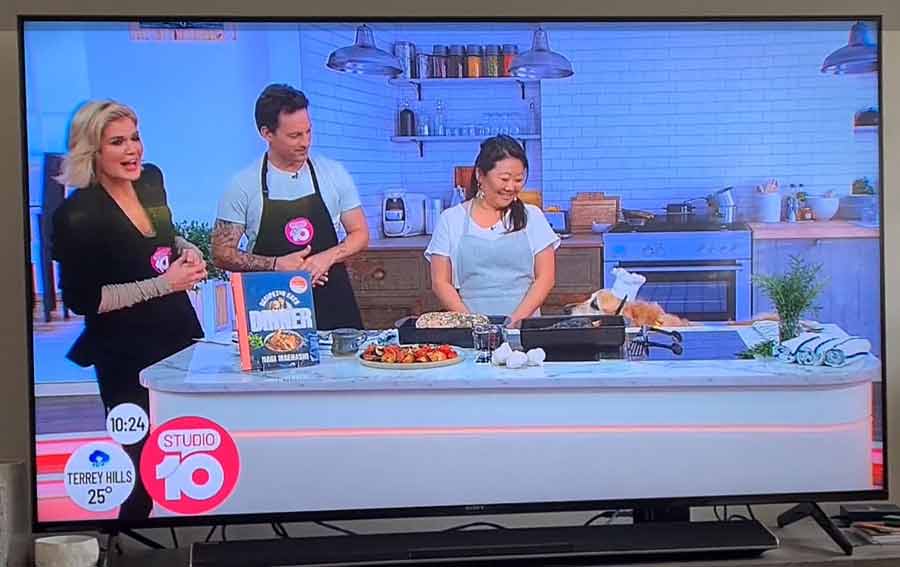 Nagi y Dozer en la gira publicitaria de libros de cocina de Studio 10 Channel 10