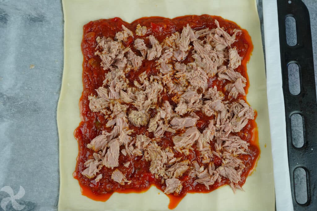 Empanada de at&uacute;n r&aacute;pida y deliciosa