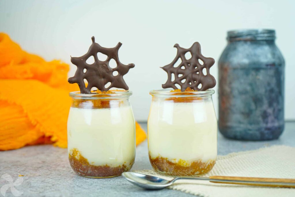 Panna cotta con canela y mermelada de calabaza