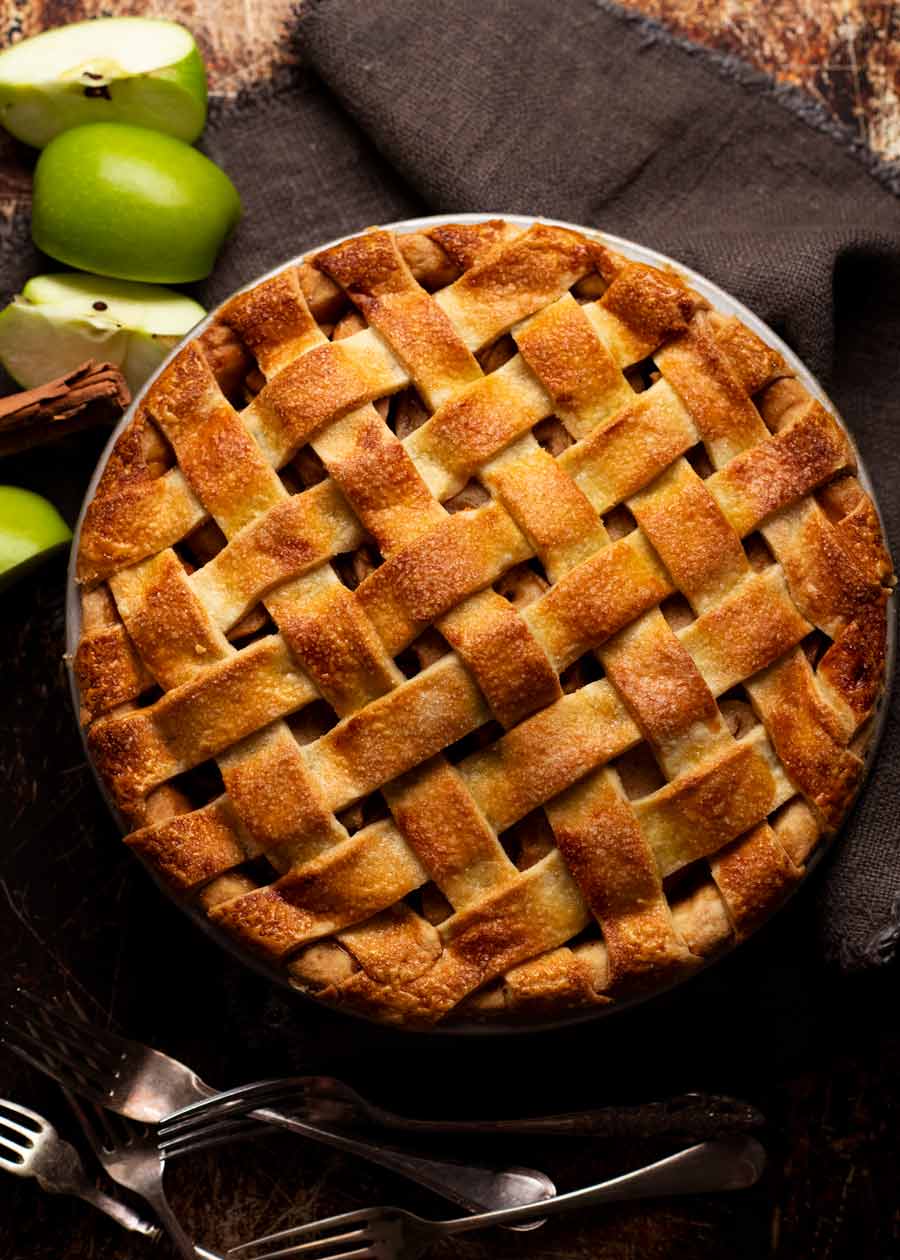 Fotografía aérea de tarta de manzana entera