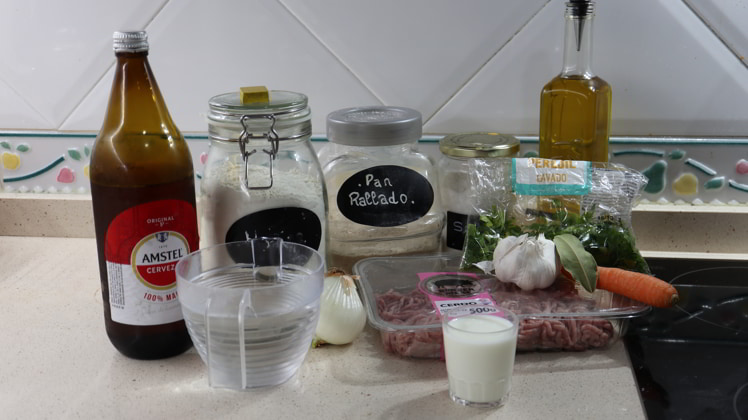 Ingredientes-albondigas-salsa-de-cerveza-Thermomix Ingredientes albondigas salsa de cerveza Thermomix