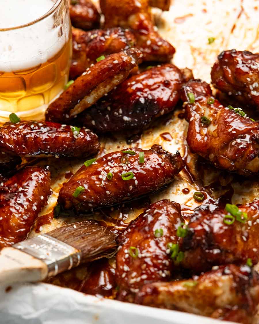 Alitas de soja y miel recién hechas al horno