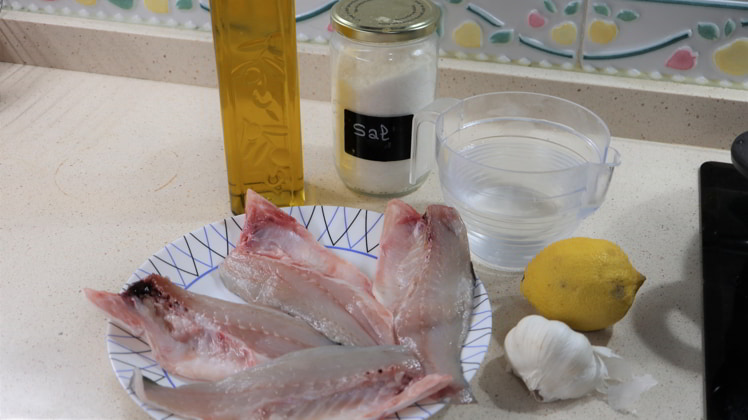 Ingredientes-lubina-al-ajillo-Mambo-Cecotec Ingredientes lubina al ajillo Mambo Cecotec