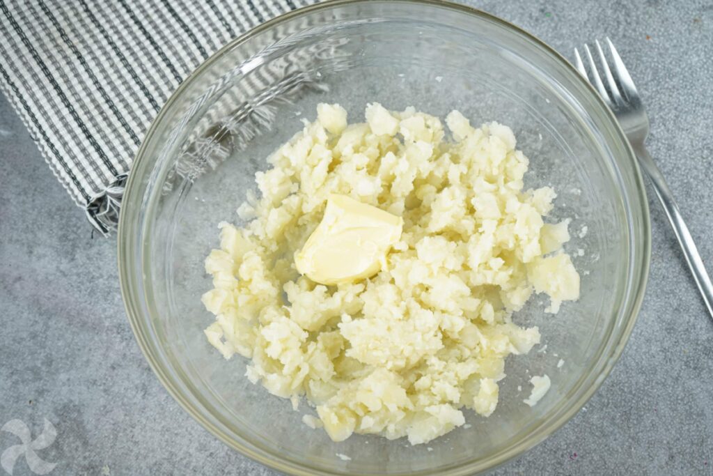 Meloso de ternera y parmentier con mascarpone y albahaca