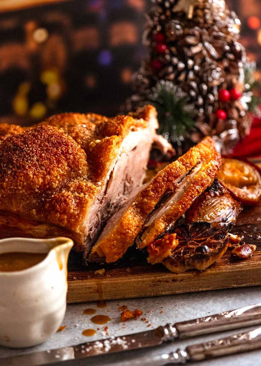 Asado de Cerdo con Crujiente Crujiente para Navidad