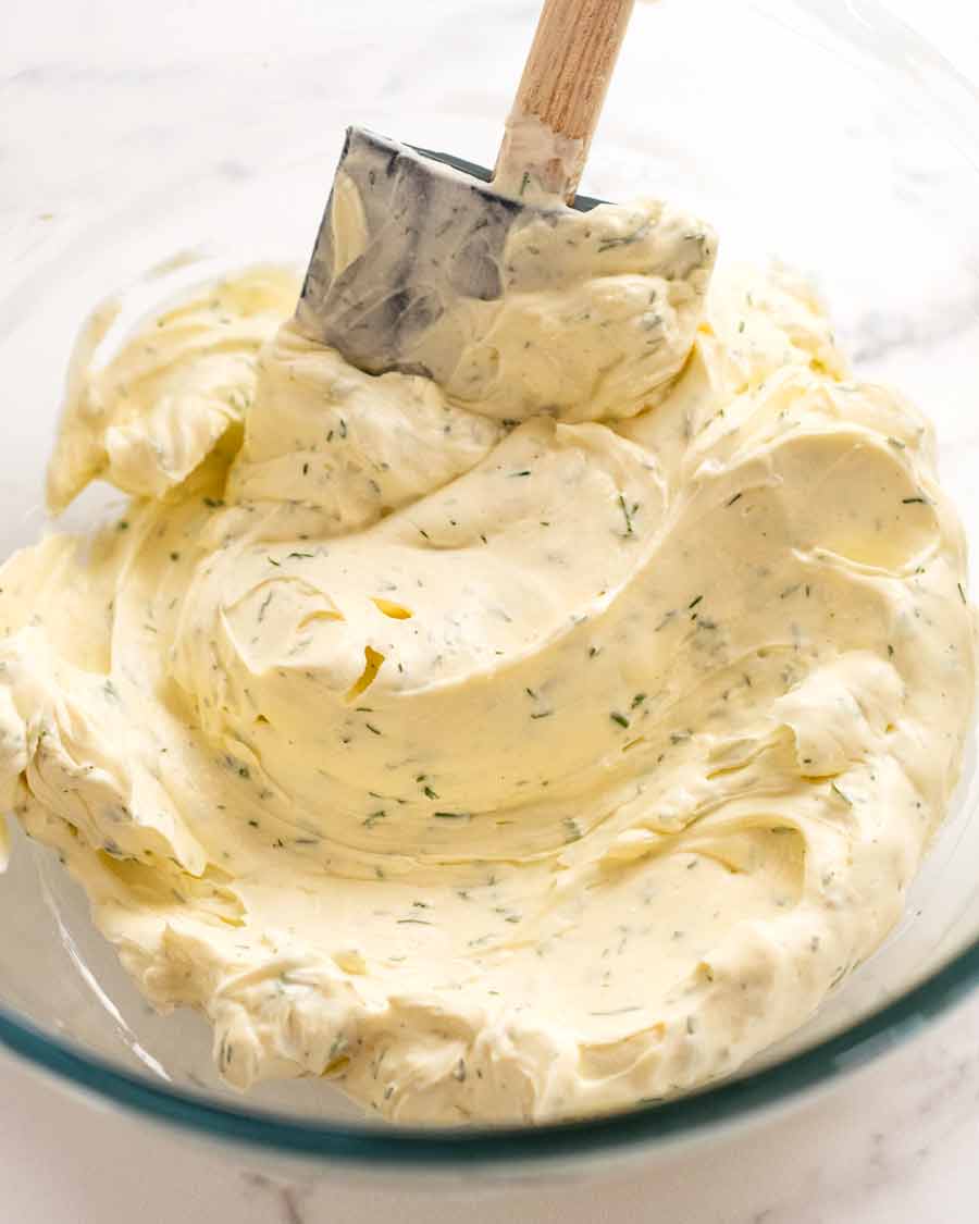 Crema fresca de eneldo para blini