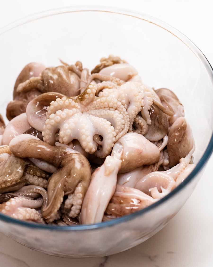 pulpo bebé crudo