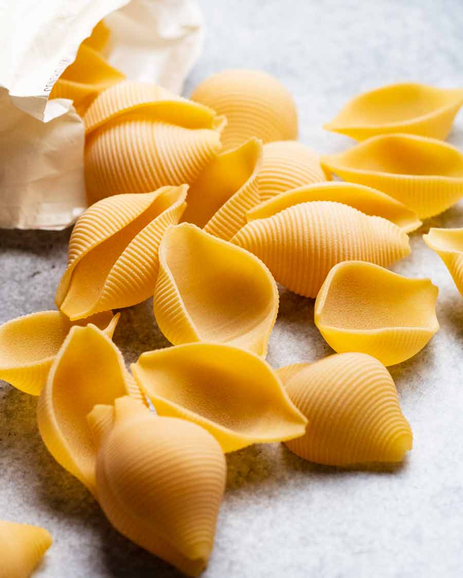 Conchas de pasta jumbo (conchiglioni)