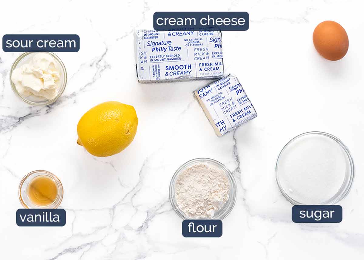 Ingredientes del bundt cake de zanahoria relleno de cheesecake