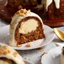 Bundt cake de zanahoria relleno de cheesecake