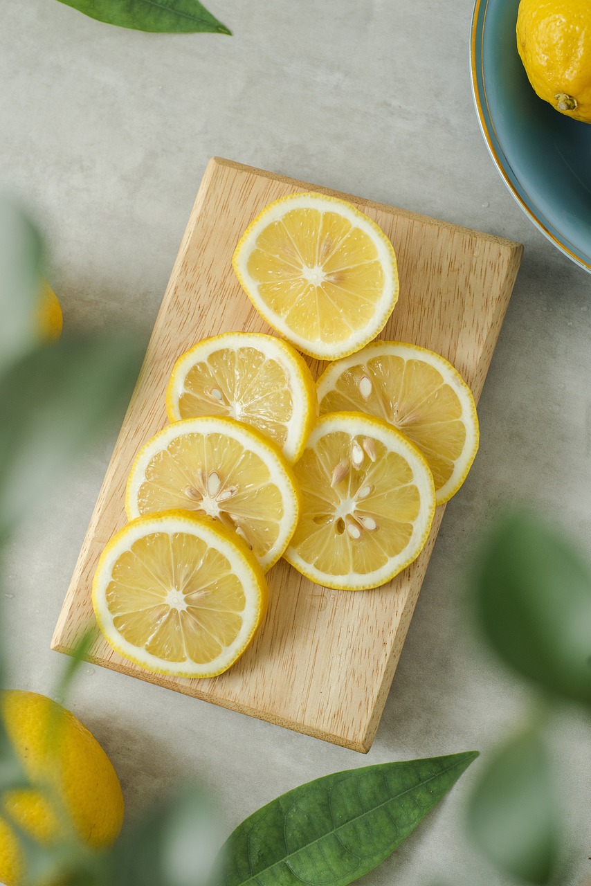 Alimentos y recetas de temporada en abril: fresas, kiwis, limón, bacalao, torrijas y buñuelos 2 recetas de temporada