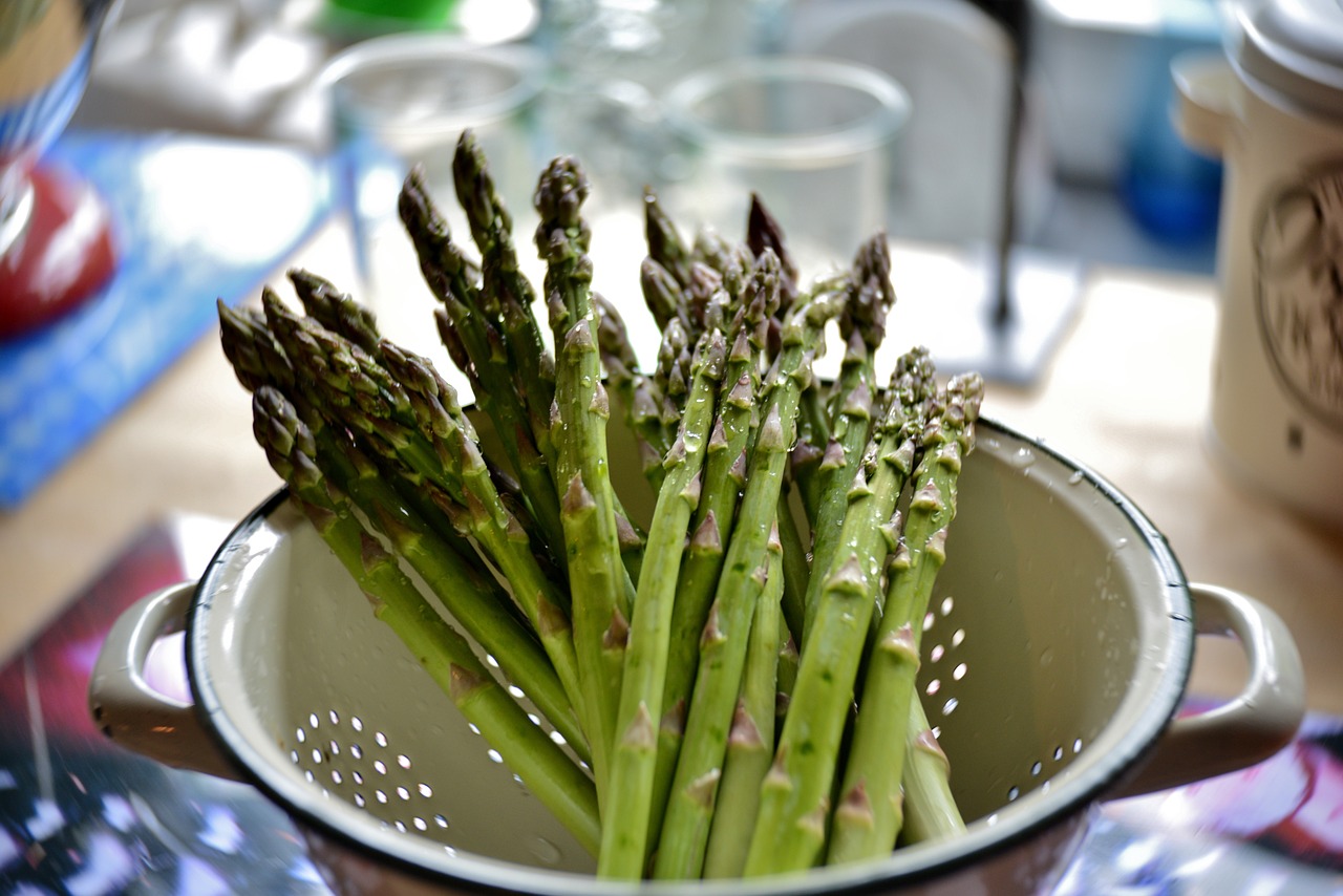 Alimentos y recetas de temporada en abril: fresas, kiwis, limón, bacalao, torrijas y buñuelos 4 recetas de temporada
