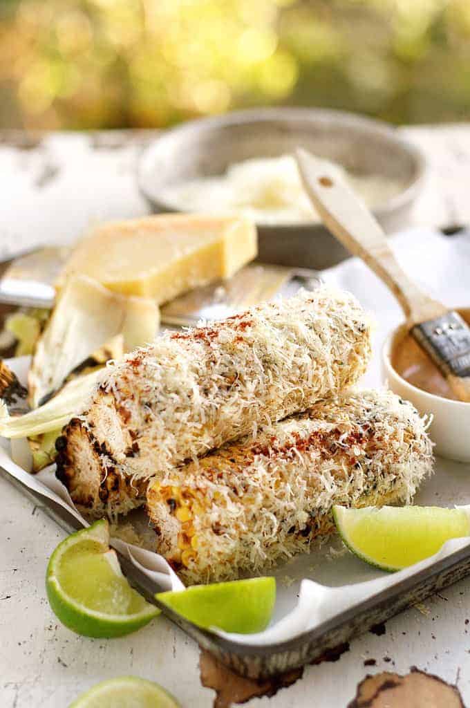 Maíz a la parrilla con chipotle Adobo Mayo (Restaurante Copycat): este es el mejor maíz que he probado en mi vida.  Instrucciones para asar a la parrilla y estufa incluidas.