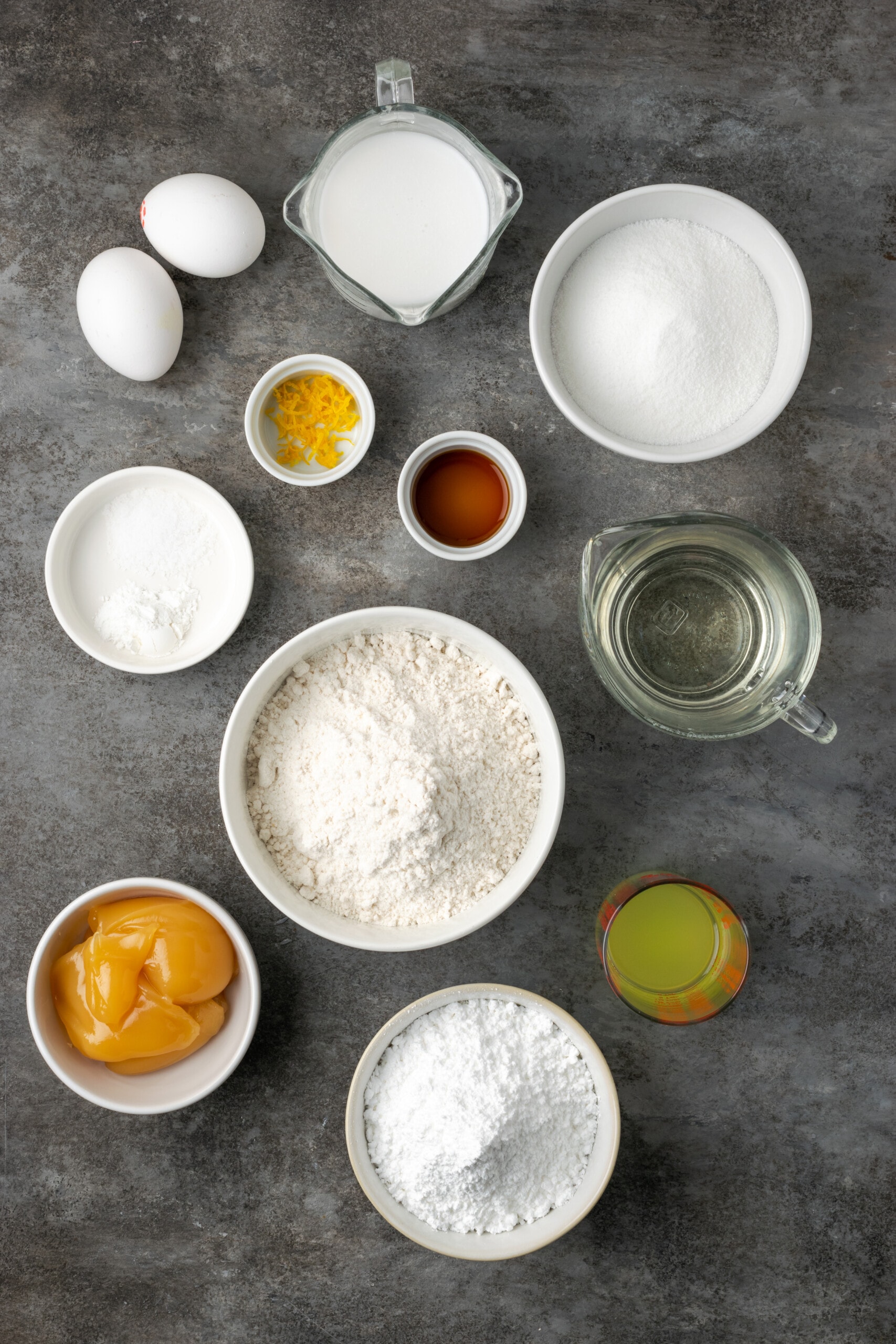 Los ingredientes para bizcocho de limón.