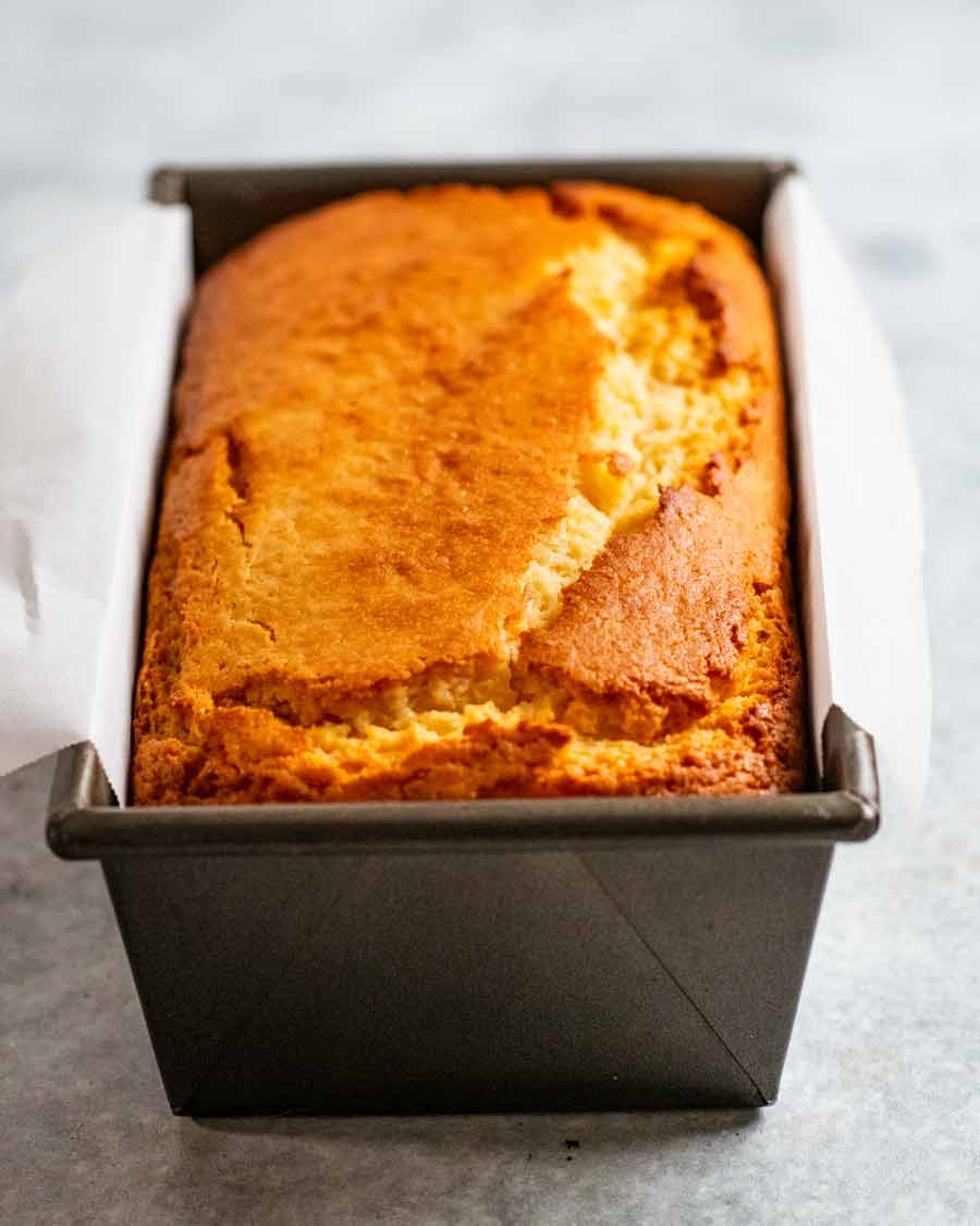 Pan de limón glaseado al horno