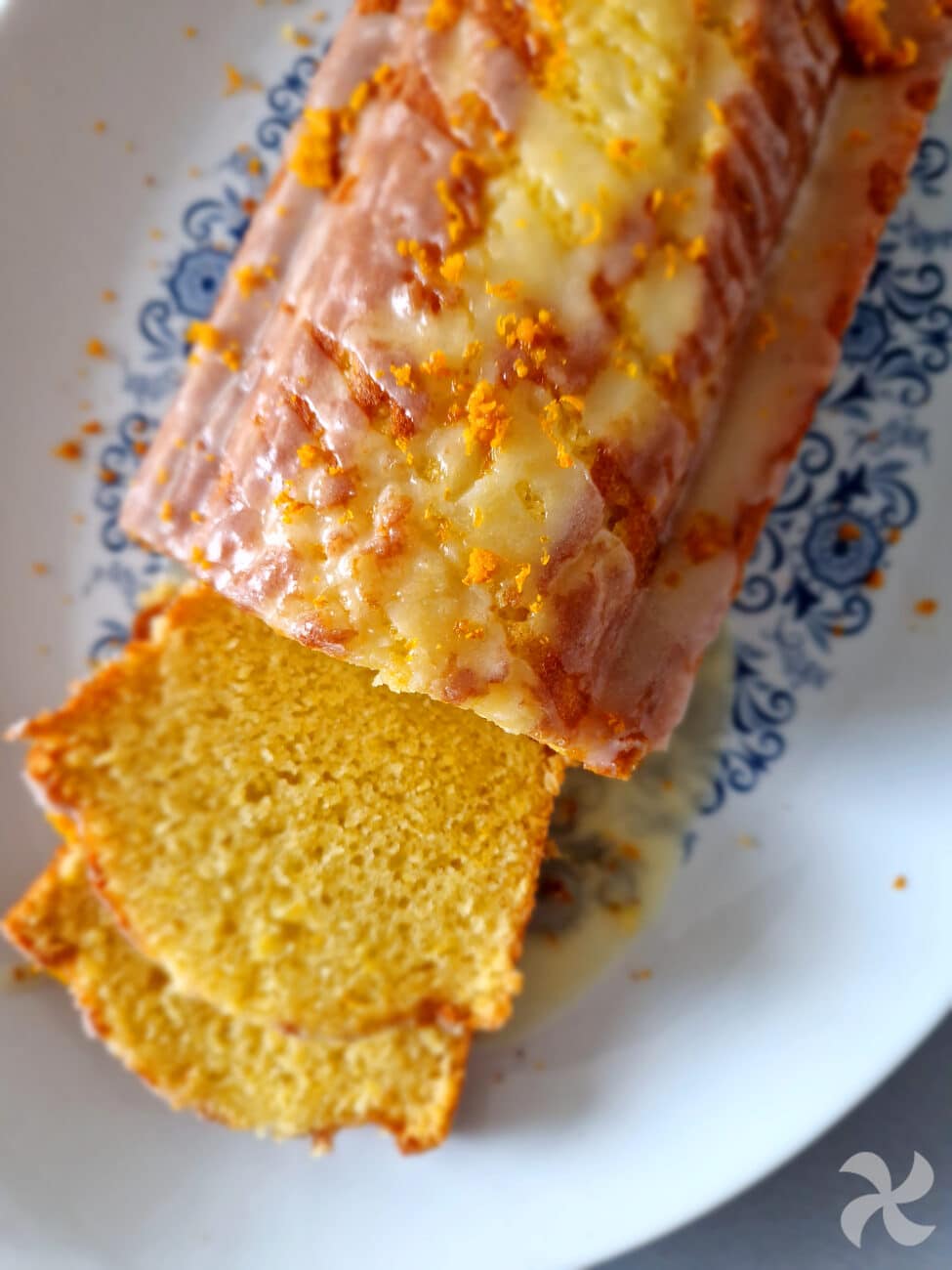 Bizcocho de naranja con glaseado 2