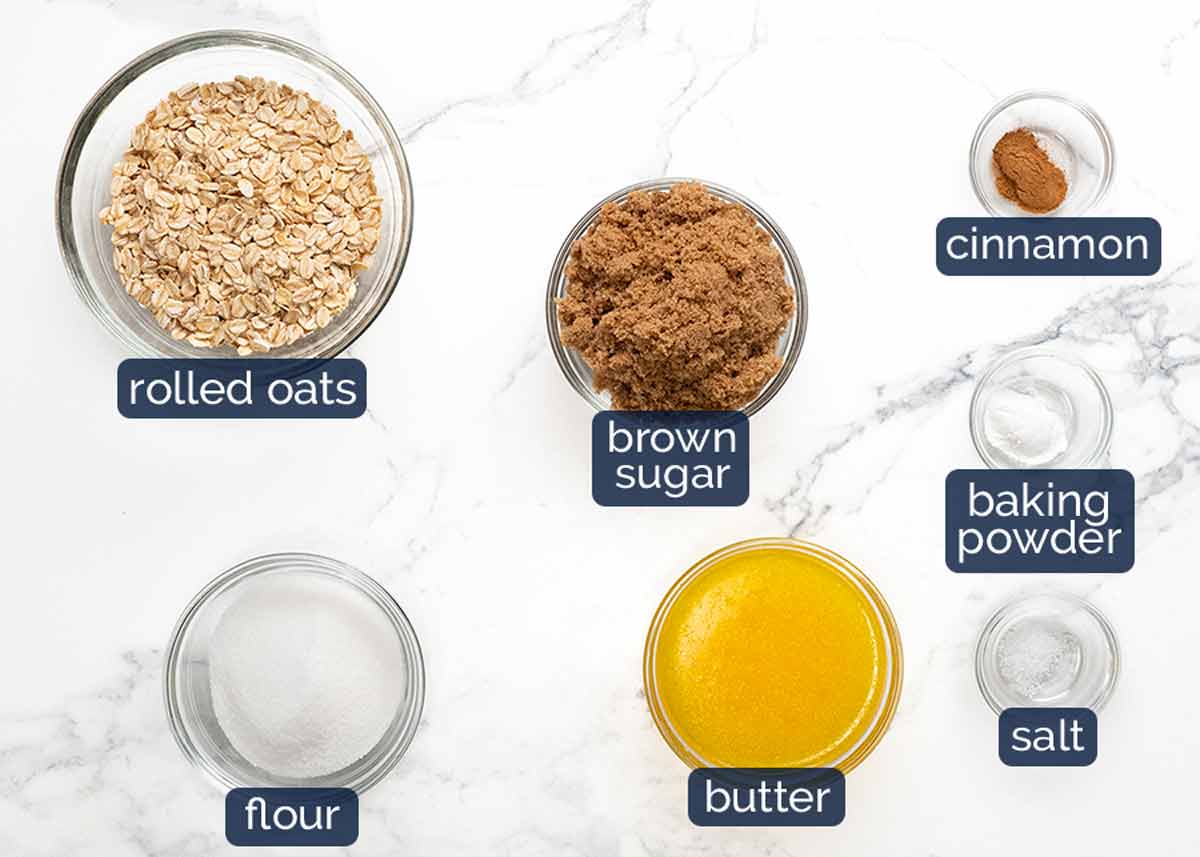 Ingredientes del crumble de manzana y ruibarbo