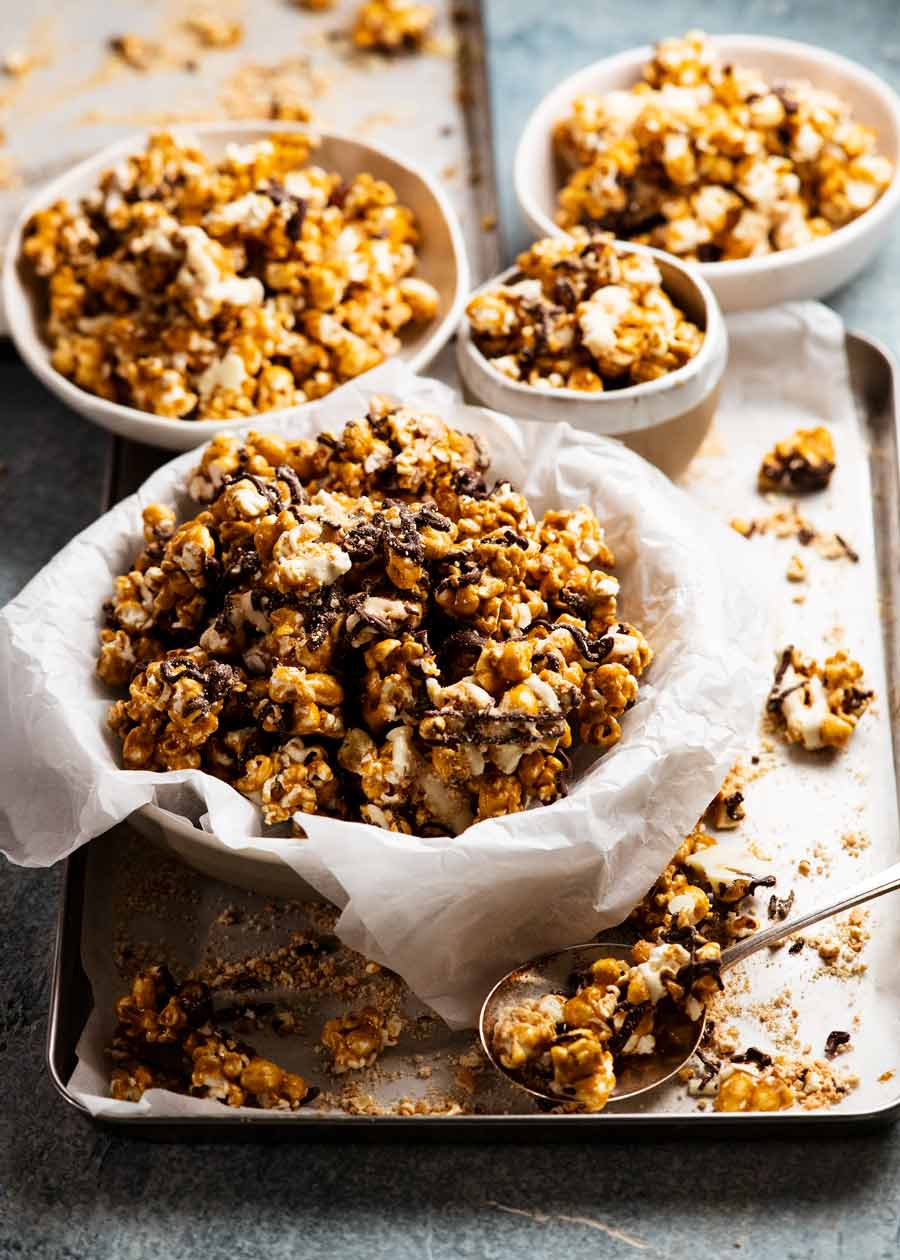 Cuencos de palomitas de maíz Golden Gaytime - receta de imitación