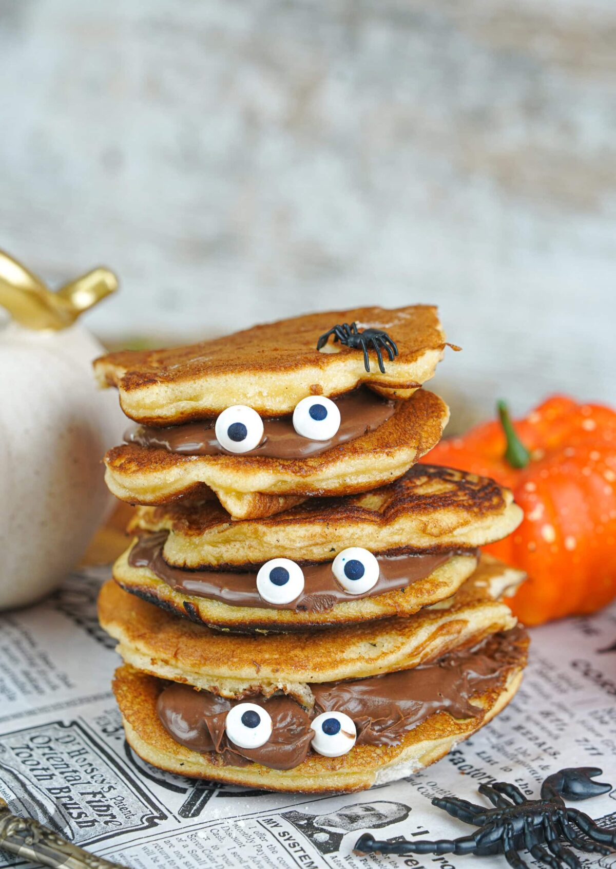Dorayakis rellenos de chocolate para Halloween
