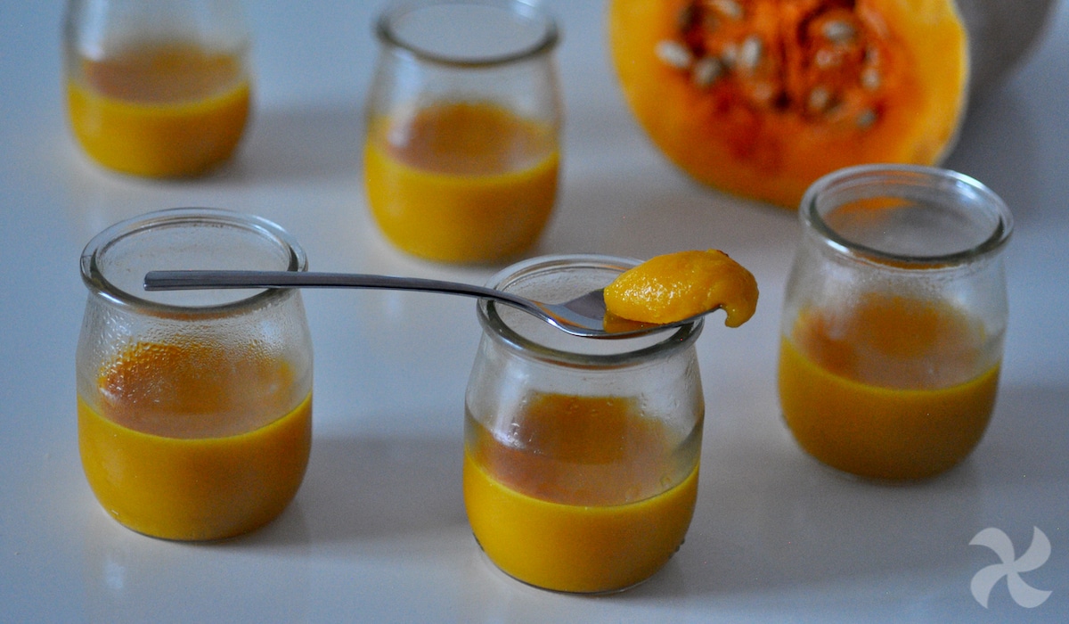 Vasitos con crema dulce de calabaza