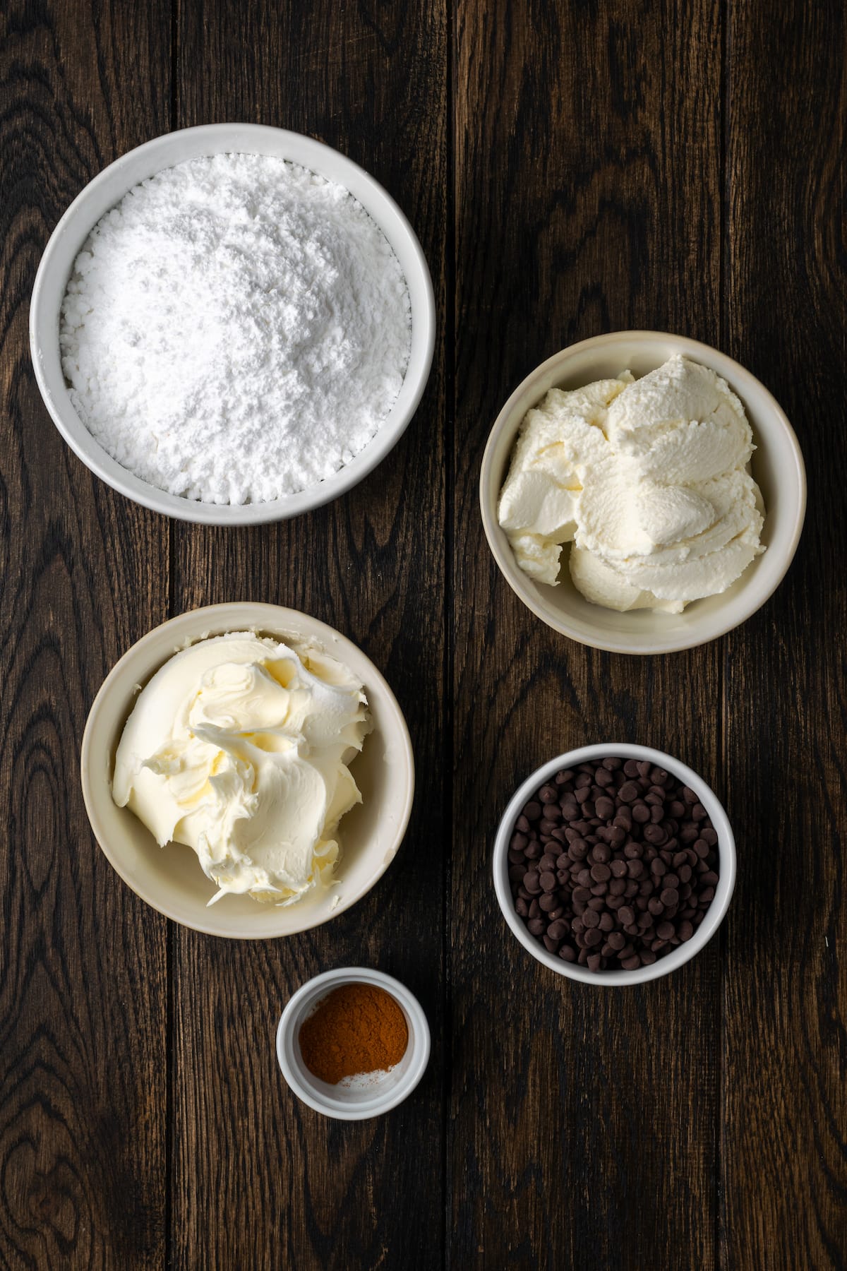The ingredients for cannoli dip.