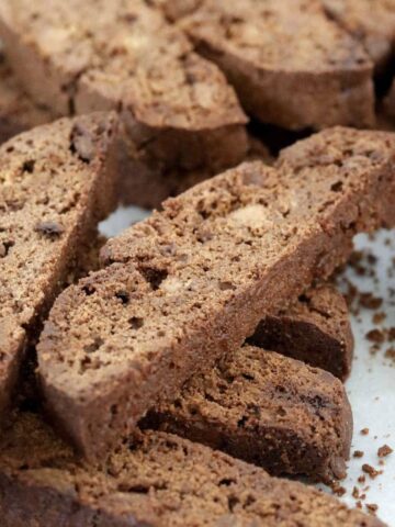 A tray full of Biscotti.