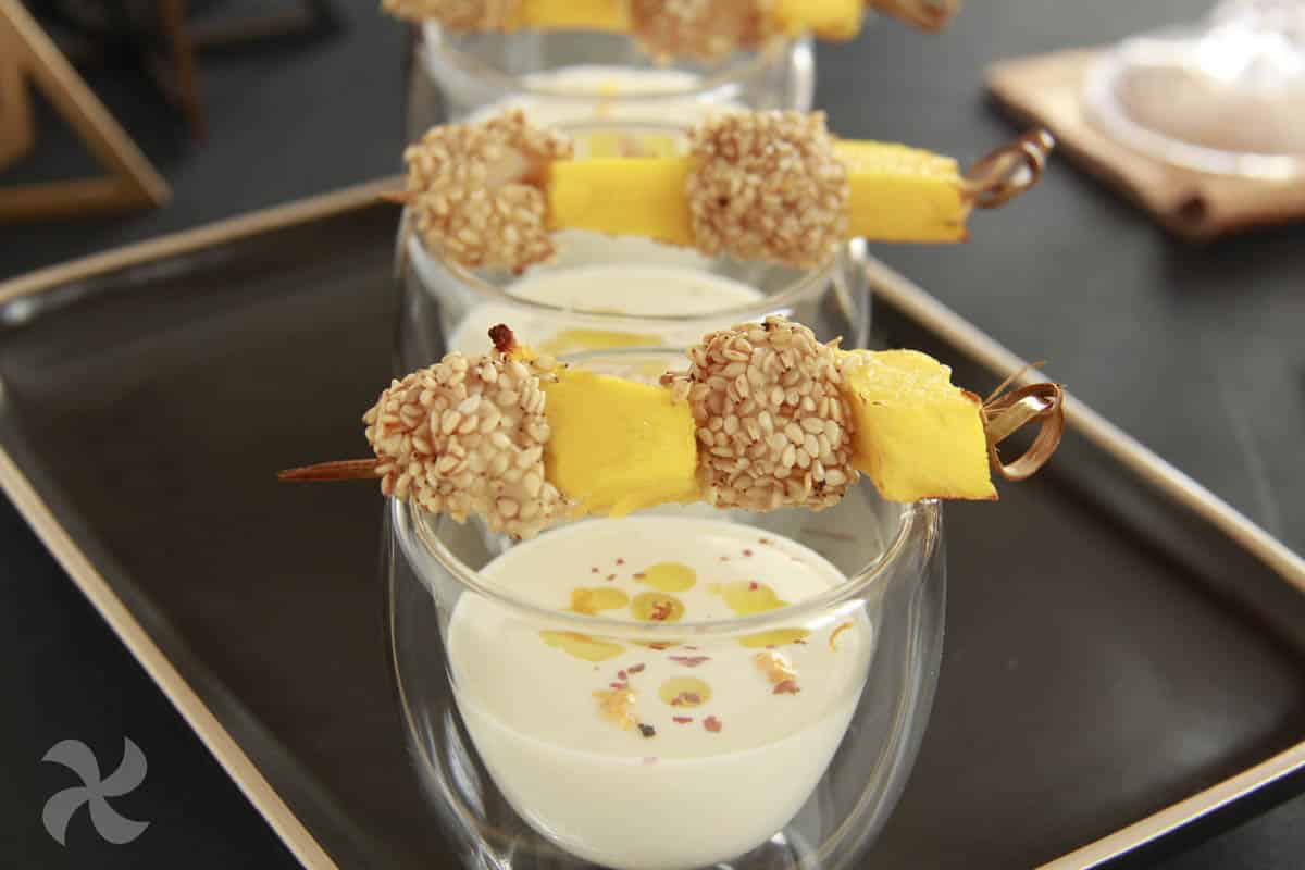 Brochetas de zamburiñas y mango en airfryer