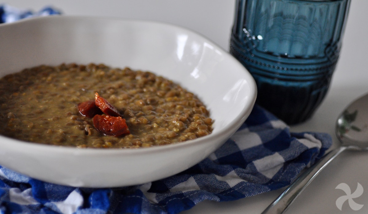 Lentejas cremosas con tomate natural