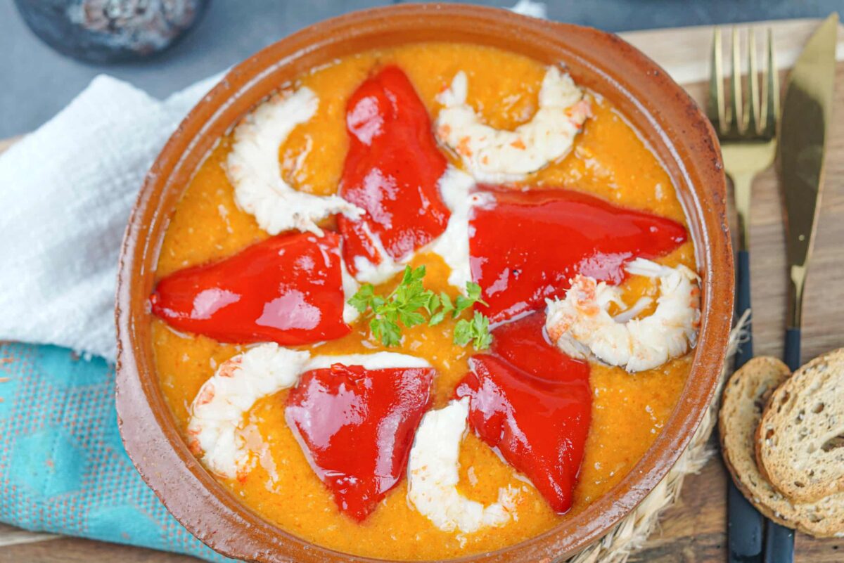 Pimientos rellenos de gambas al ajillo