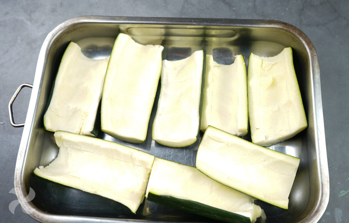 Calabacines preparados para rellenar