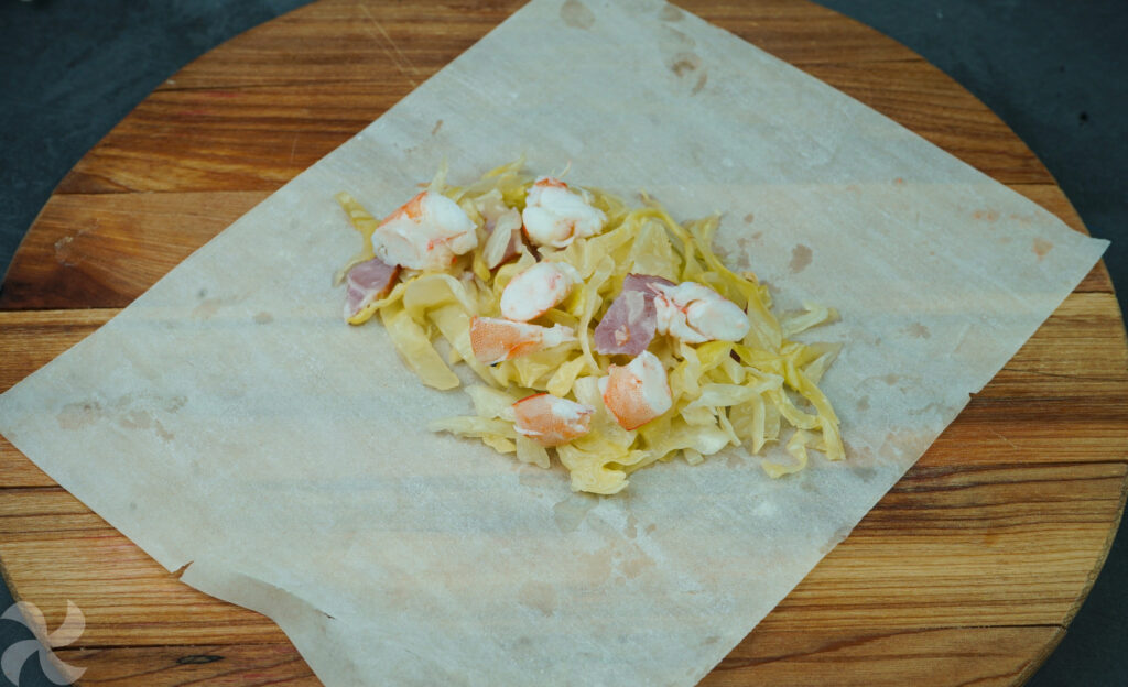 Rollitos de primavera con beicon y langostinos