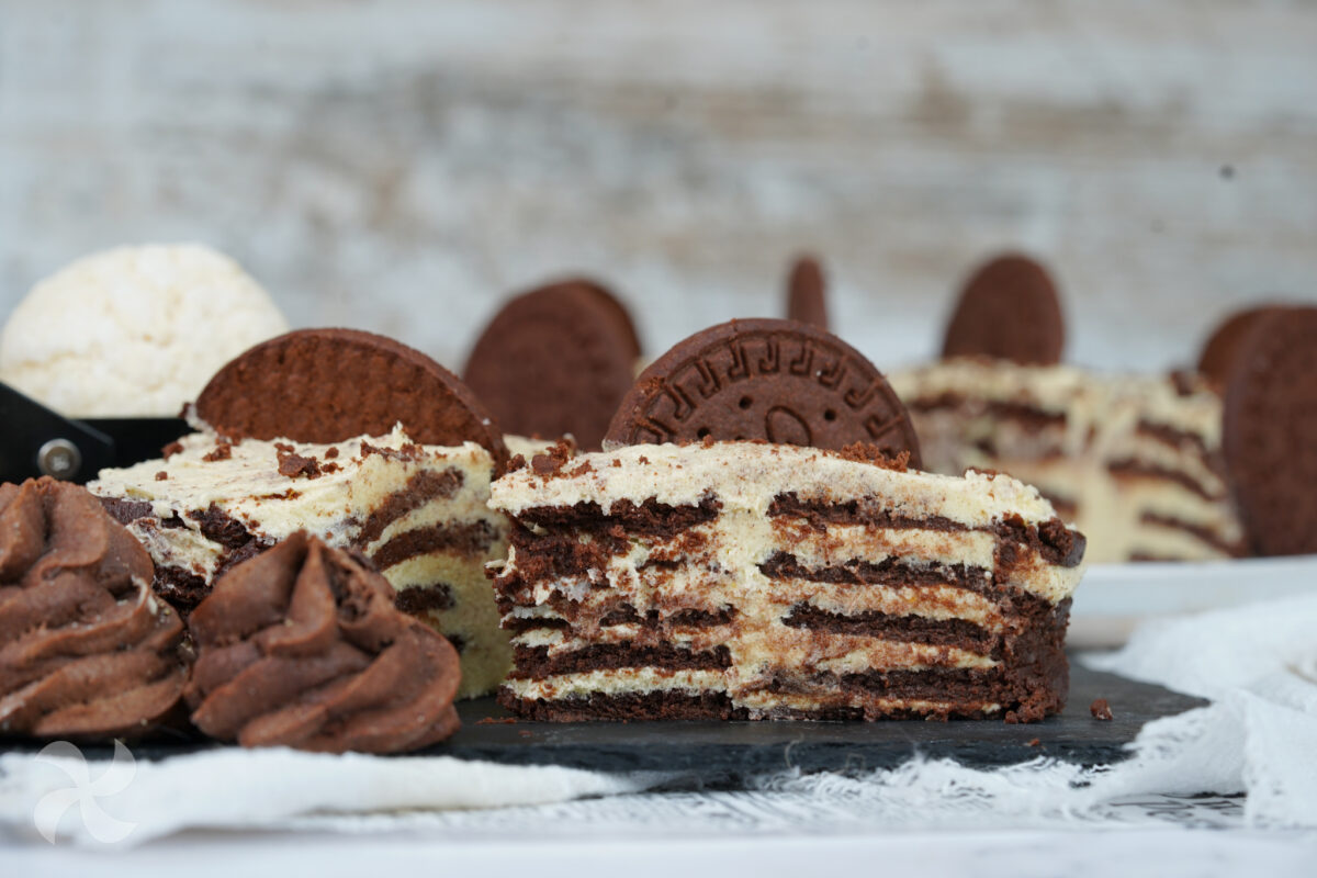 Tarta portuguesa de galletas de chocolate