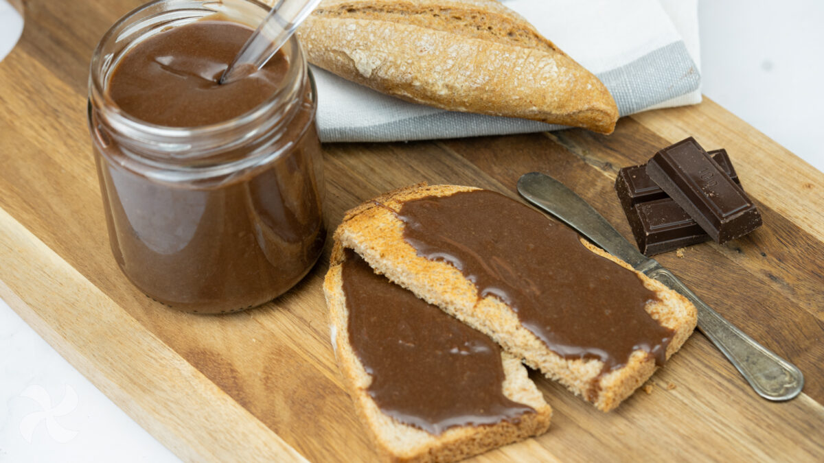 Crema de chocolate y avellanas para untar